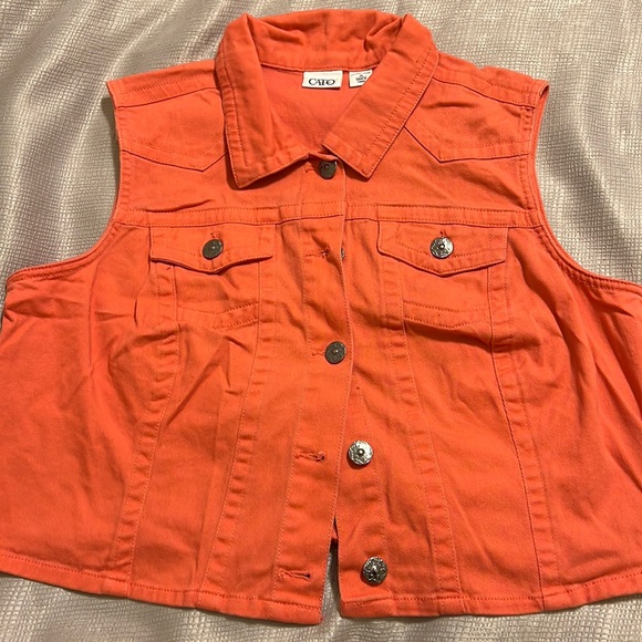 Preowned XL vest - Picture 1 of 3